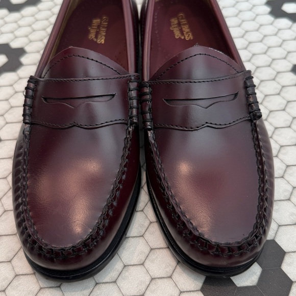 G.H. Bass & Co. Burgundy Loafers - Picture 8 of 13